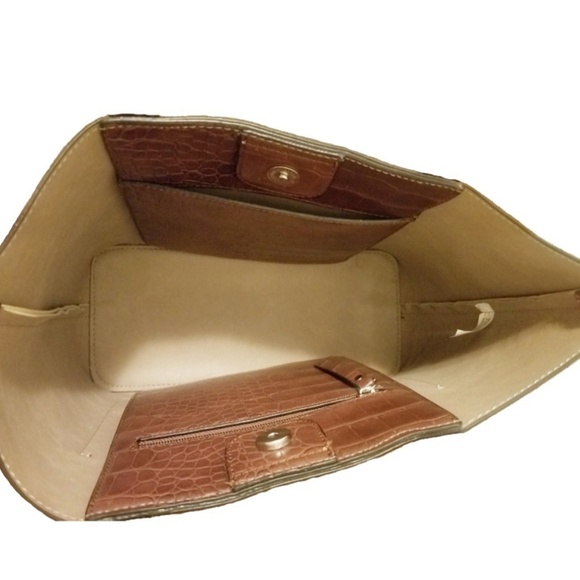 NWT Mondani New York Leather Handbag - Picture 4 of 4